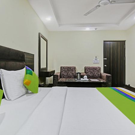 Hotel Singh Continetal Дели Экстерьер фото