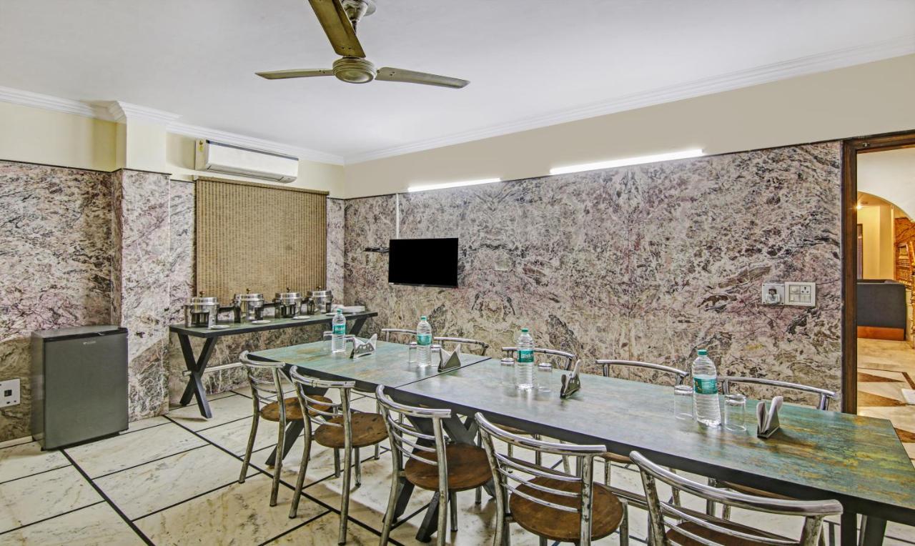 Hotel Singh Continetal Дели Экстерьер фото