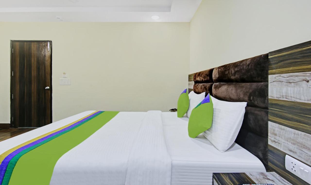 Hotel Singh Continetal Дели Экстерьер фото