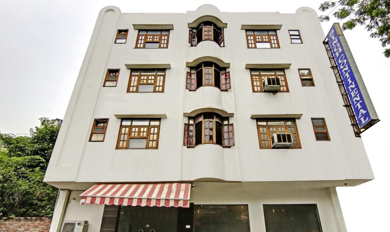 Hotel Singh Continetal Дели Экстерьер фото