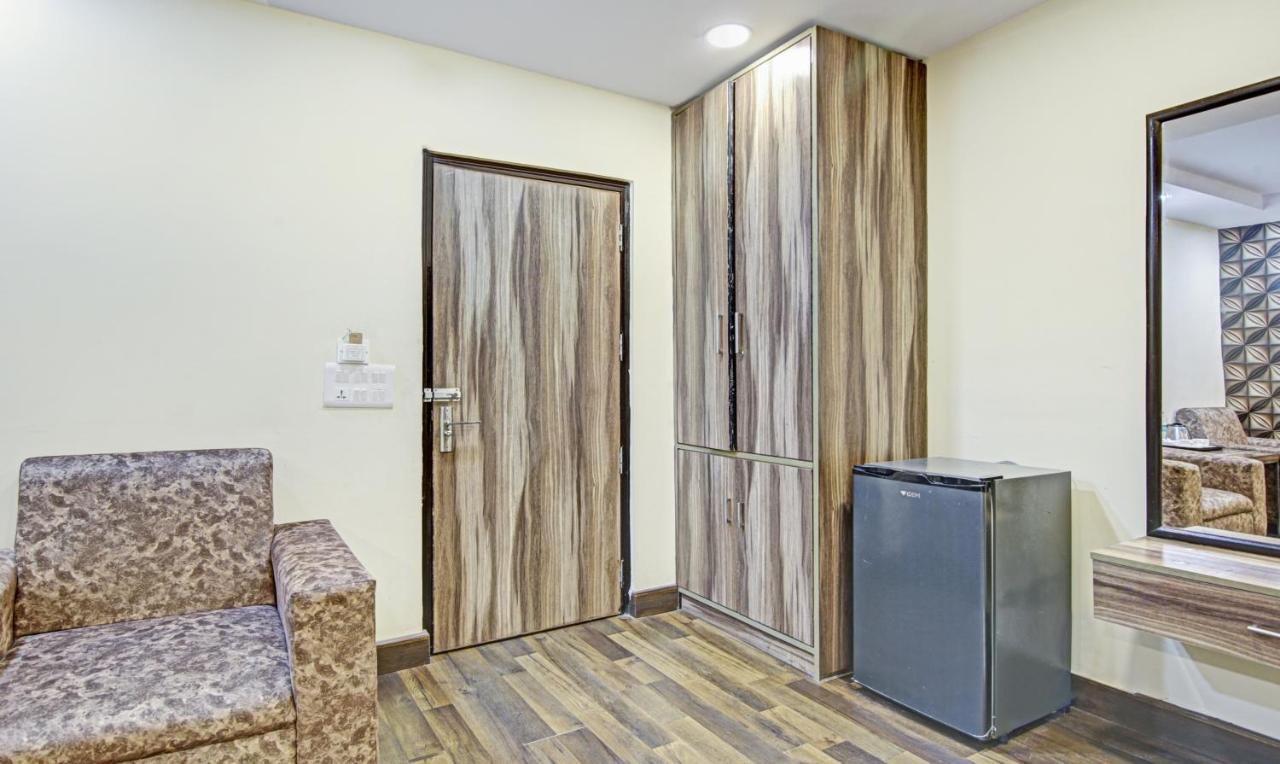 Hotel Singh Continetal Дели Экстерьер фото