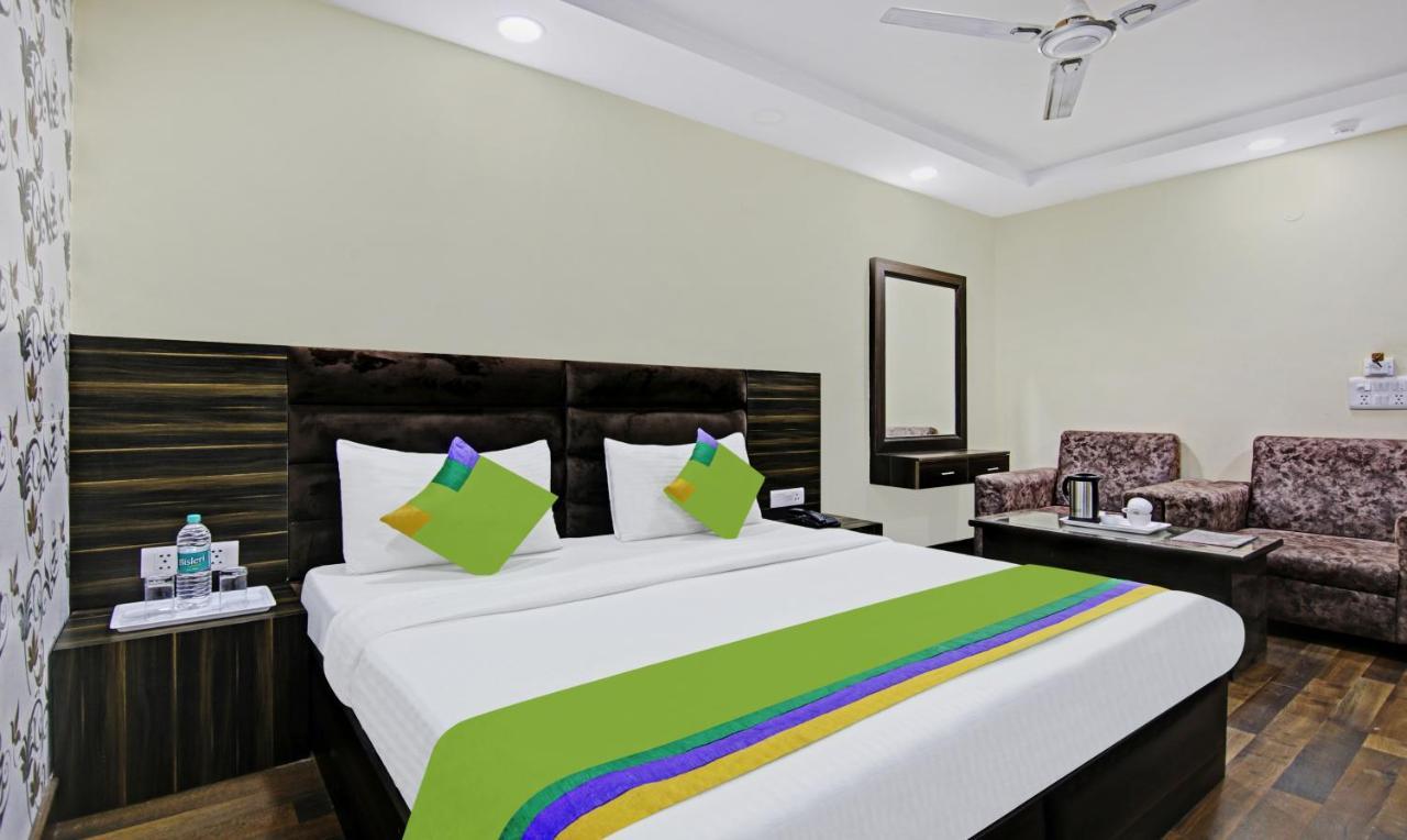 Hotel Singh Continetal Дели Экстерьер фото