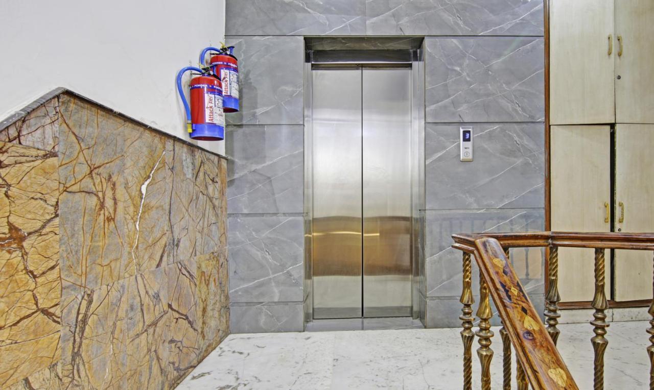 Hotel Singh Continetal Дели Экстерьер фото