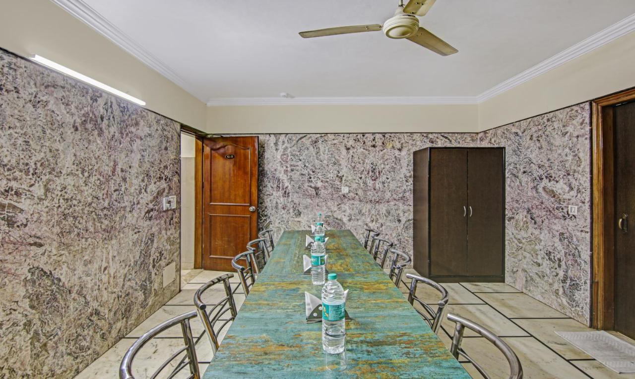 Hotel Singh Continetal Дели Экстерьер фото