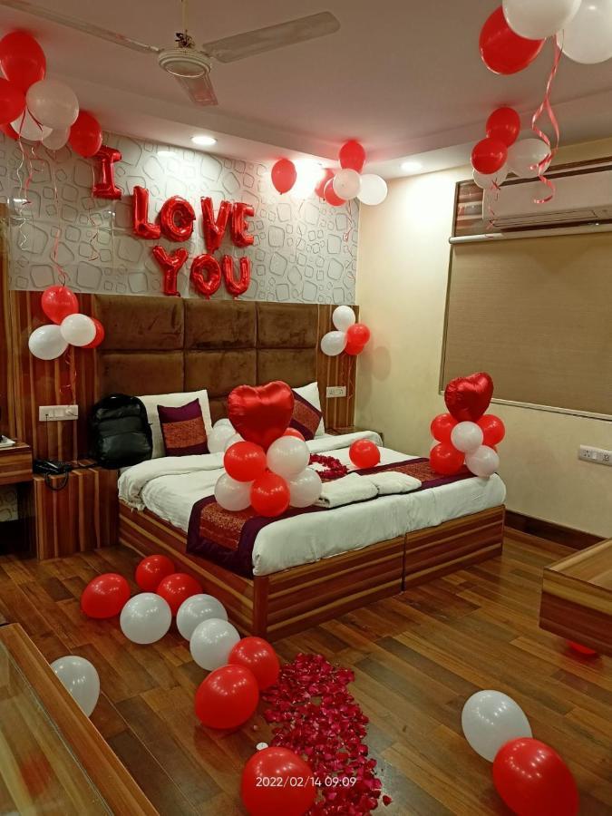 Hotel Singh Continetal Дели Экстерьер фото