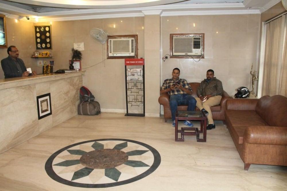 Hotel Singh Continetal Дели Экстерьер фото