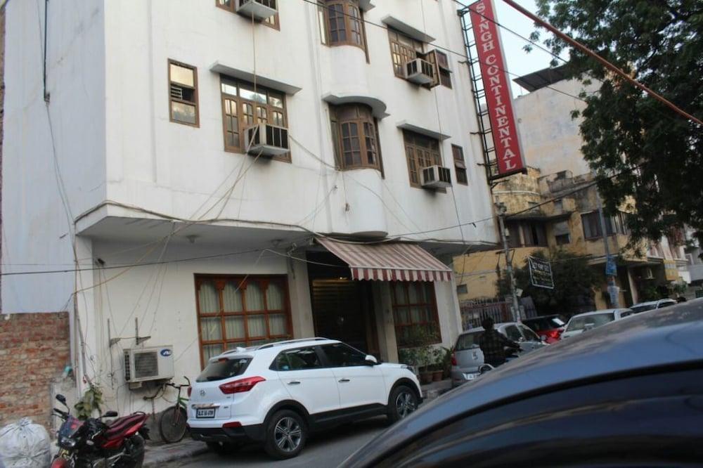 Hotel Singh Continetal Дели Экстерьер фото